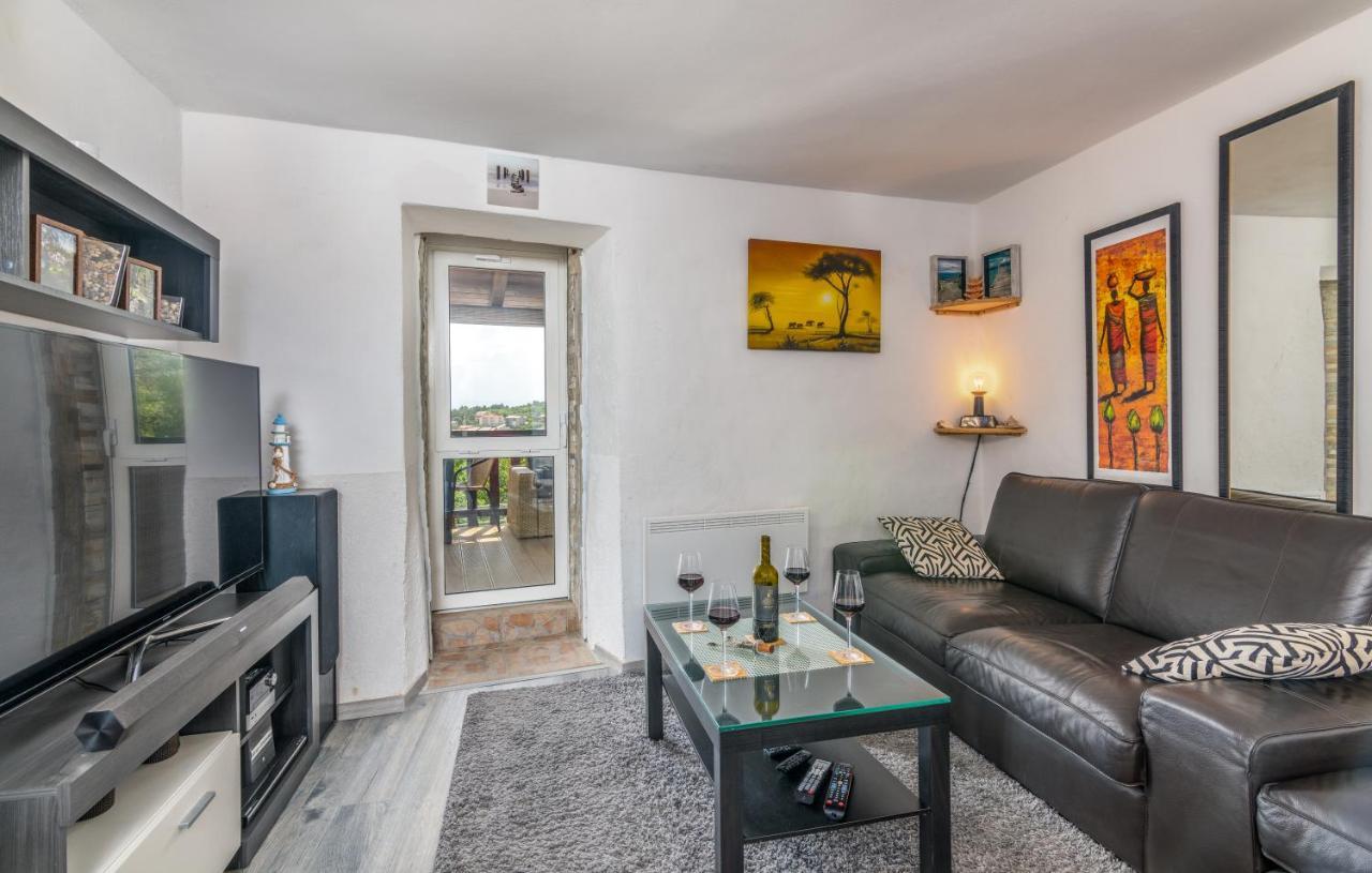 Stone House Knez Apartment Vrbnik Bagian luar foto