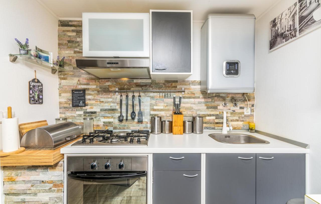 Stone House Knez Apartment Vrbnik Bagian luar foto