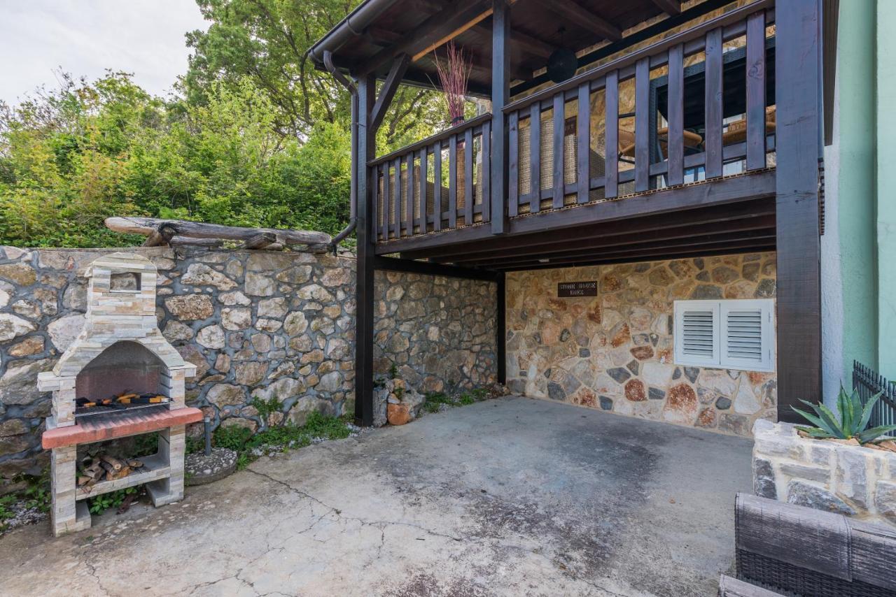 Stone House Knez Apartment Vrbnik Bagian luar foto