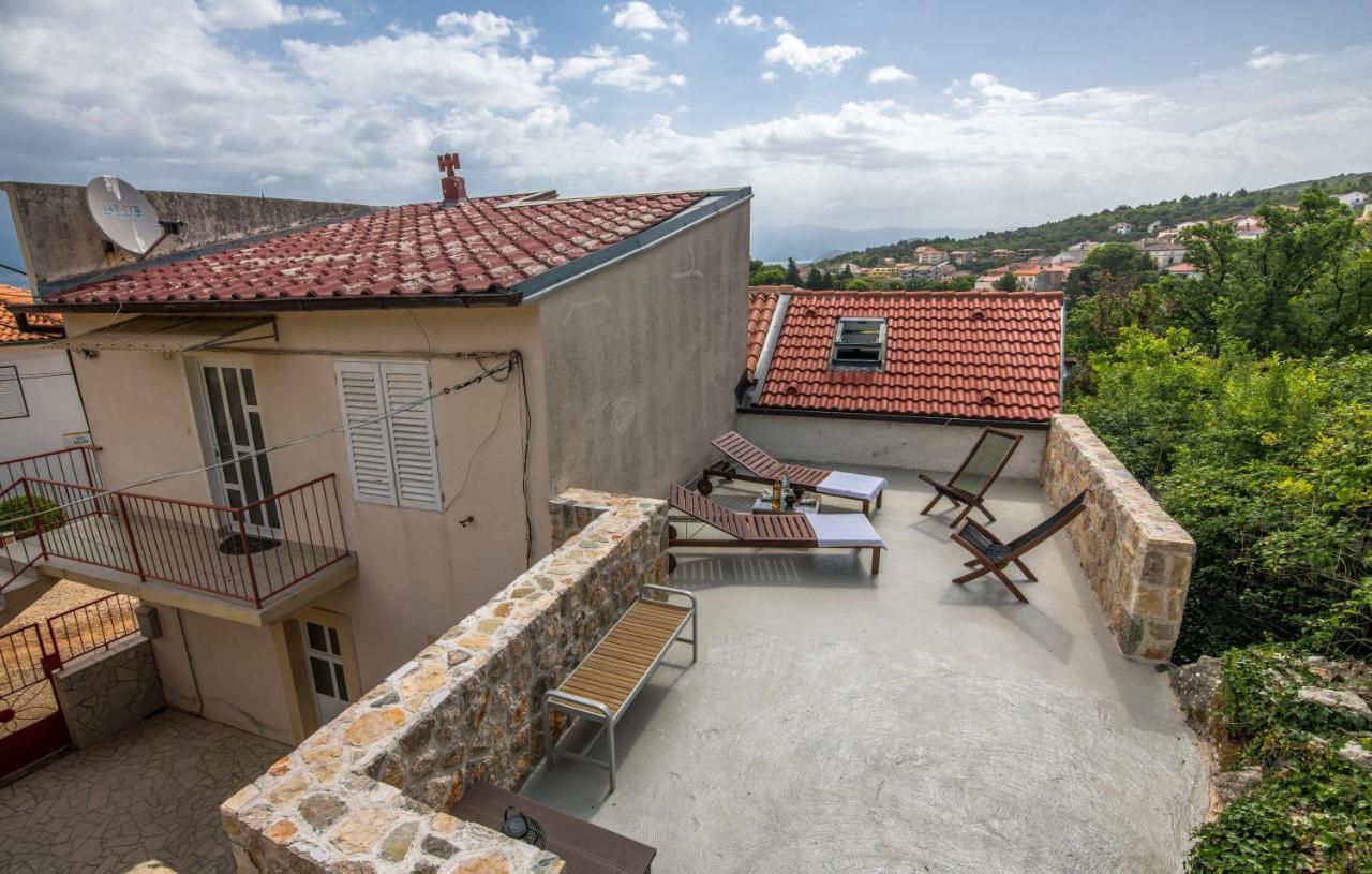 Stone House Knez Apartment Vrbnik Bagian luar foto